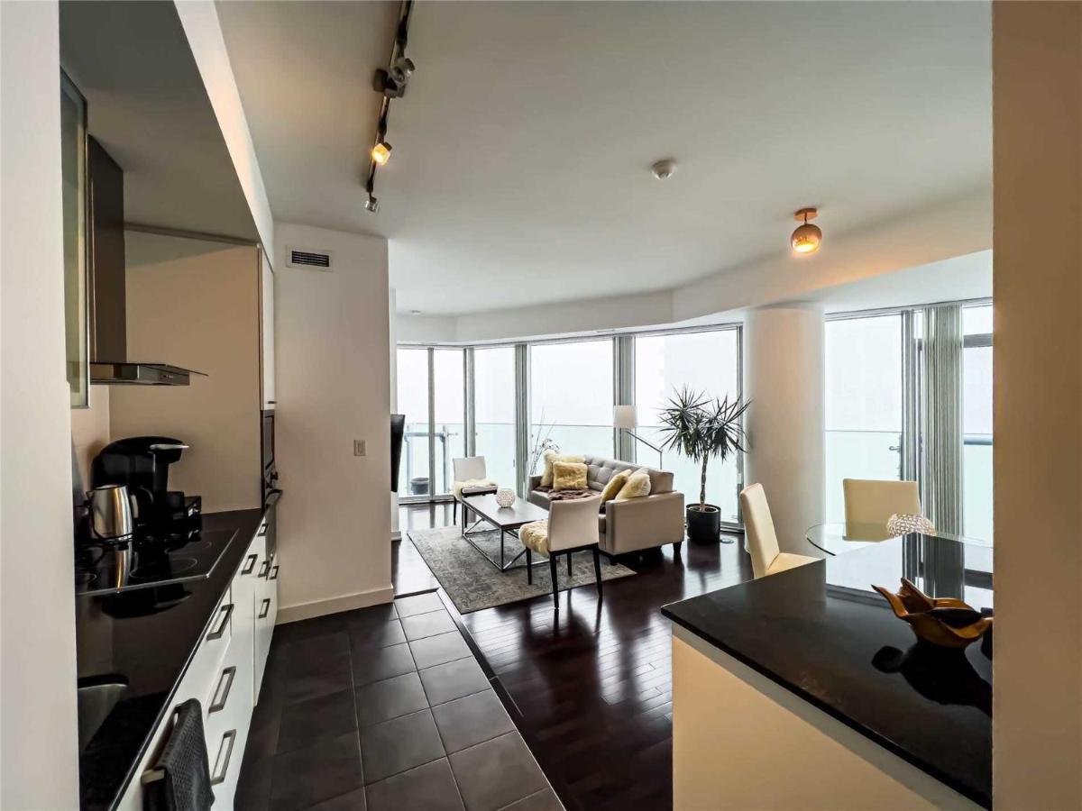 Luxury Condo In The Heart Of Toronto - Next To Scotiabank Arena المظهر الخارجي الصورة